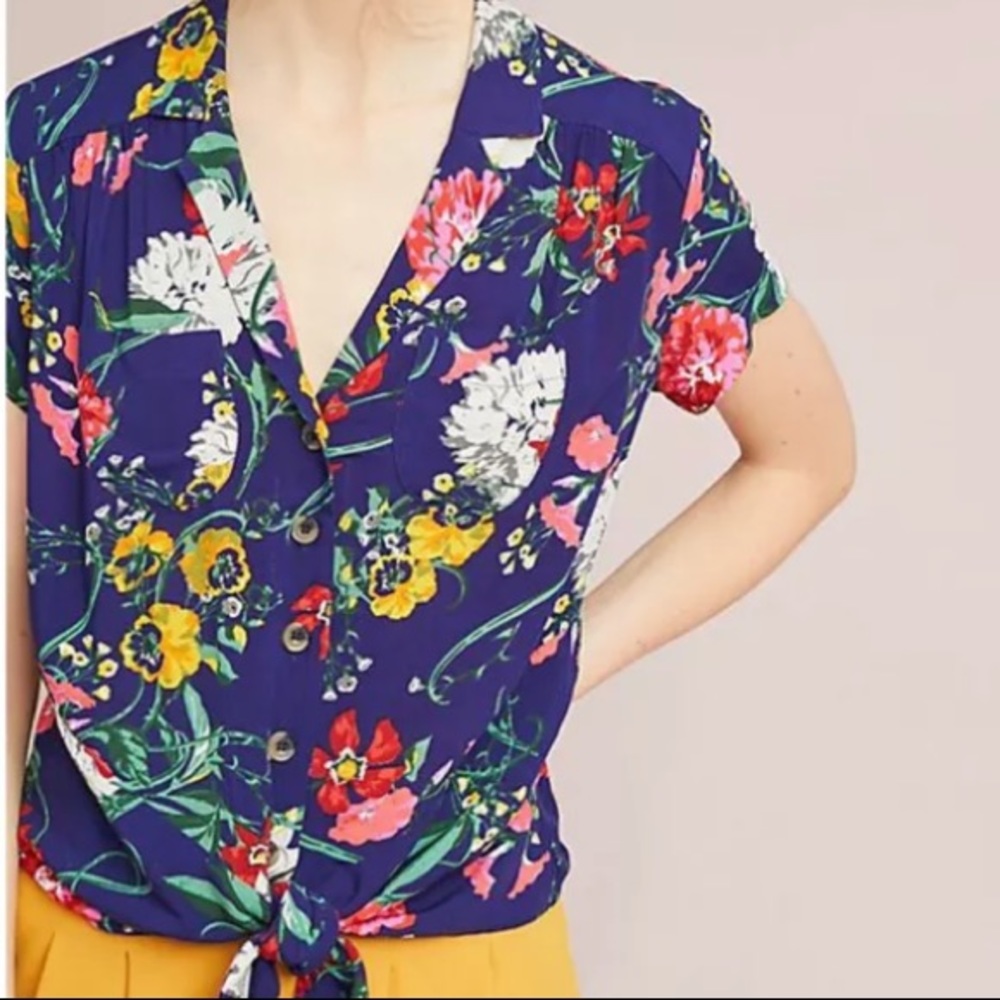 Floral Button-Front Tie Hem Top - Navy